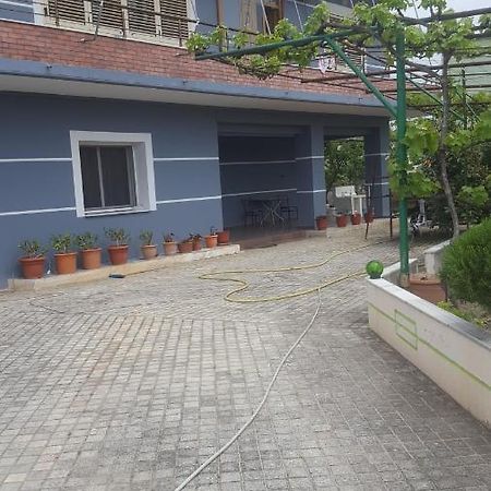 Vila Demo Vlorë Екстериор снимка
