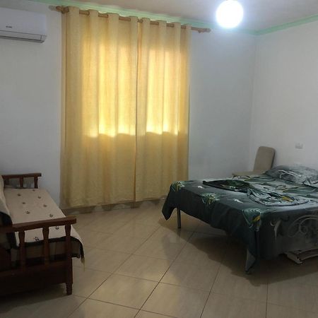 Vila Demo Vlorë Екстериор снимка