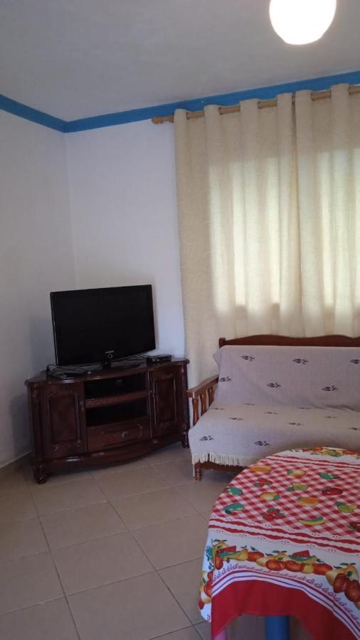 Vila Demo Vlorë Екстериор снимка