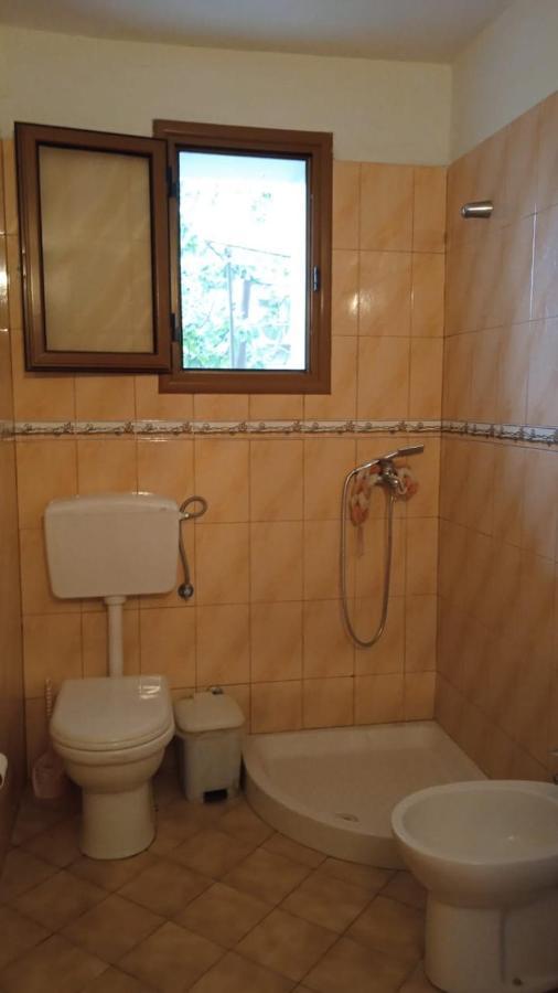 Vila Demo Vlorë Екстериор снимка