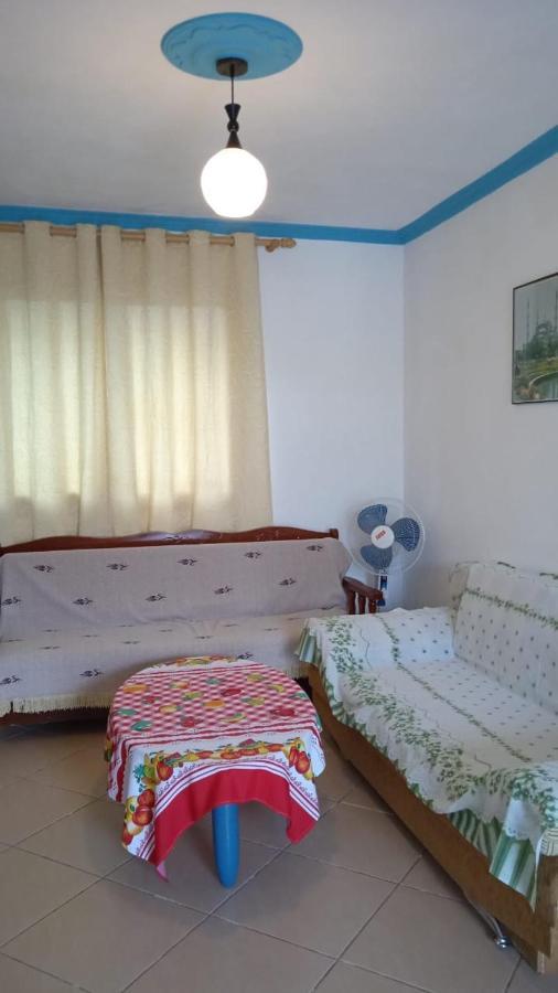Vila Demo Vlorë Екстериор снимка