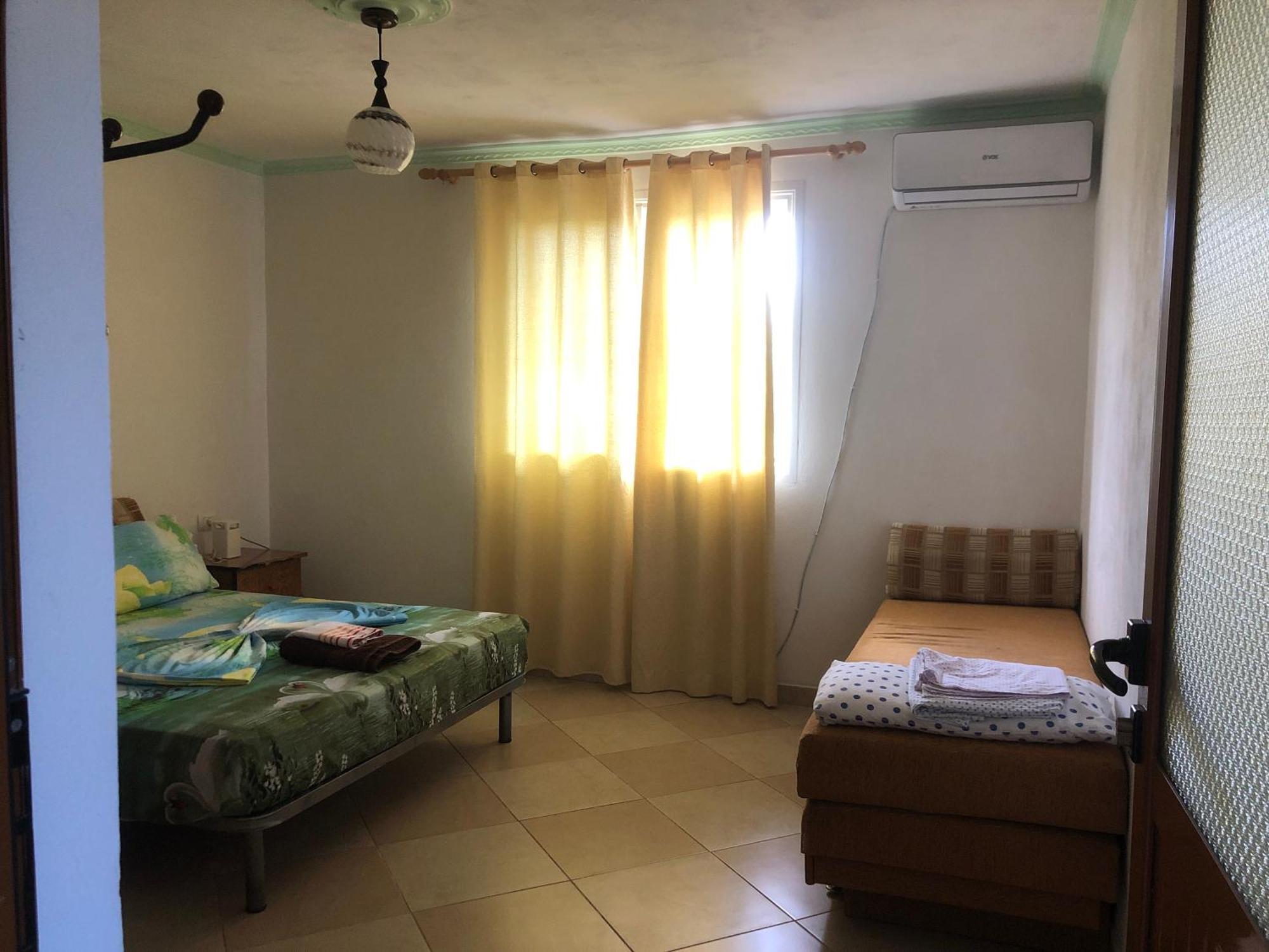 Vila Demo Vlorë Екстериор снимка